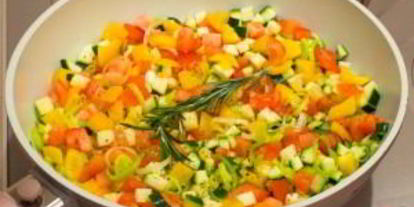 Шаг 9: рыбы, тушенной в овощах