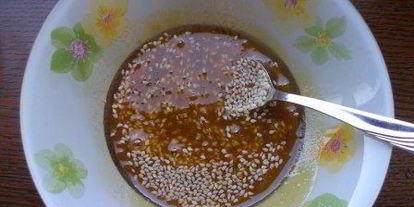 Шаг 1: семги в кунжуте с медом