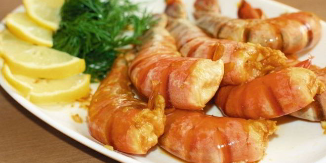 Рецепт запеченных креветок в имбирно-чесночном соусе