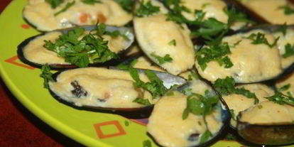 Шаг 5: запеченных мидий с сыром и чесноком