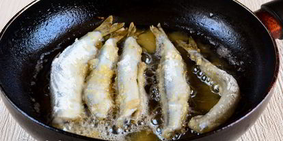 Шаг 3: жареной мойвы