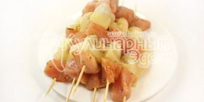 Шаг 4: куриного шашлыка с острым салатом