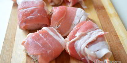 Шаг 3: куриных шашлычков в беконе на шпажках