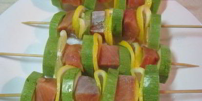 Шаг 5: рыбных шашлычков с овощами