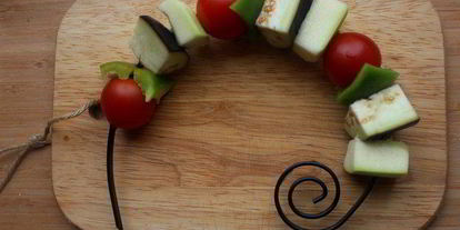 Шаг 3: шашлычков из лосося и овощей