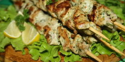 Шаг 8: шашлычков из свиной вырезки в йогуртово-лимонном маринаде