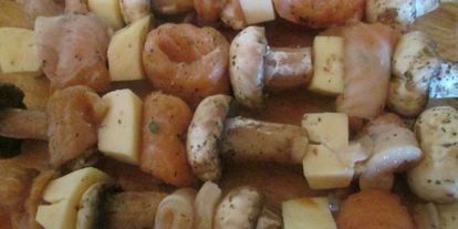 Шаг 3: шашлычков с семгой в слоеном тесте