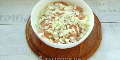 Шаг 7: шашлыка из куриной грудки в беконе