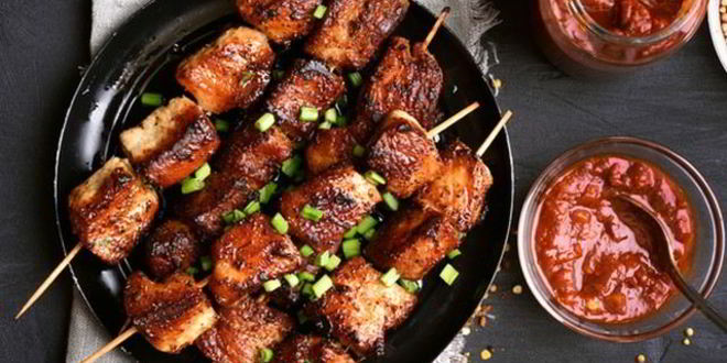 Рецепт Свиного шашлыка с чили маринадом и горчицей на гриле