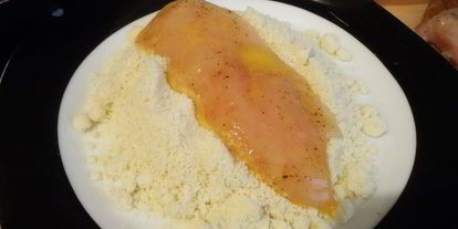 Шаг 5: миндального шницеля амаретто с острым вишневым соусом