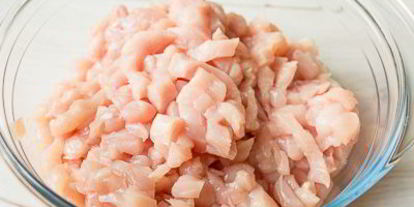 Шаг 2: рубленых шницелей из курицы с сыром