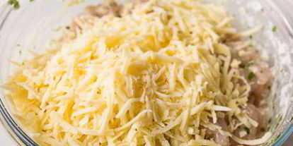 Шаг 4: рубленых шницелей из курицы с сыром