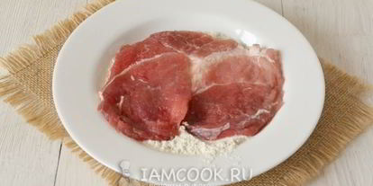 Шаг 6: шницеля из свинины в духовке