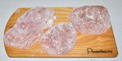 Шаг 2: шницелей по-венски из филе индейки