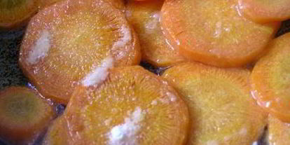 Шаг 6: сочного шницеля с яблоками и морковным гарниром