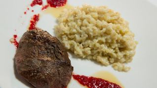 Рецепт Говяжьего стейка с булгуром