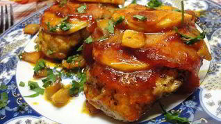 Рецепт Куриных стейков с яблоками