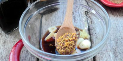 Шаг 2: куриных стейков в имбирно-пряном маринаде