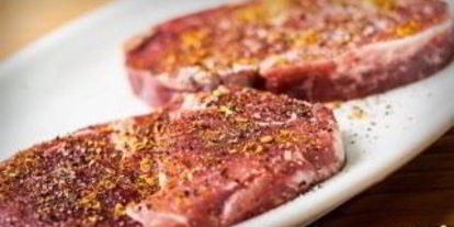 Шаг 2: стейка рибай на сковороде