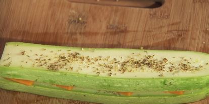 Шаг 2: стейка с сэндвичем из кабачка