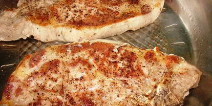 Шаг 5: стейка свиного на косточке