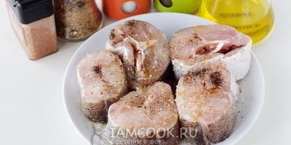 Шаг 3: стейка трески в духовке