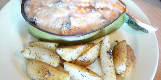 Рецепт Стейков из лосося с голубым сыром