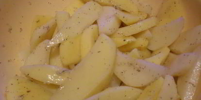 Шаг 5: свиных стейков под соусом с запеченым картофелем