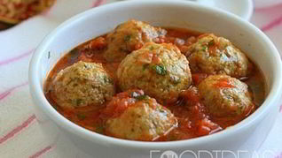 Рецепт Куриных тефтелей в томатном соусе
