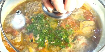 Шаг 10: мясных тефтелей в овощнома соусе