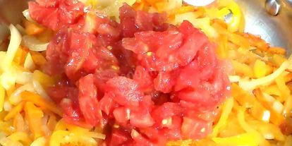 Шаг 7: мясных тефтелей в овощнома соусе