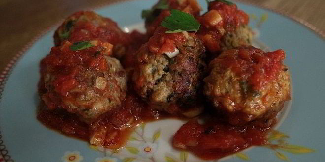 Рецепт мясных тефтелек в томатном соусе