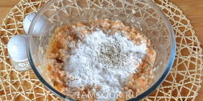 Шаг 7: рыбных тефтелей с рисом