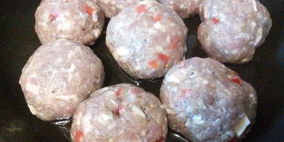 Шаг 3: тефтелей охотничьи в грибном соусе