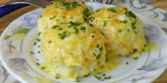 Рецепт тефтелей под сметанным соусом