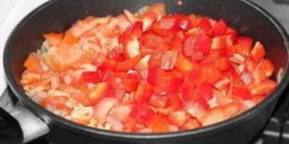 Шаг 6: тефтелей под томатным соусом