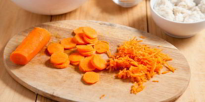 Шаг 2: тефтелей с брюссельской капустой в нежном соусе