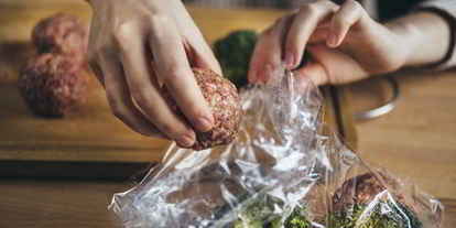 Шаг 5: тефтелей с грецкими орехами в соусе