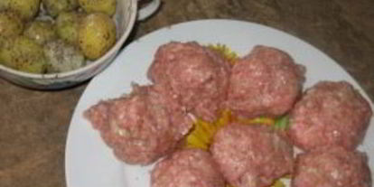 Шаг 1: тефтелей с картофелем