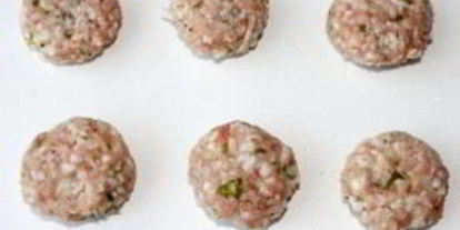 Шаг 2: тефтелей с рисом жареные