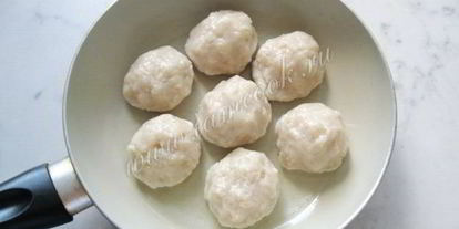 Шаг 2: тефтелей со слоеным тестом на шпажках