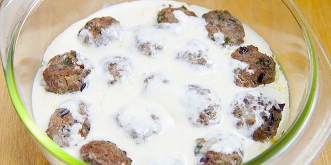 Рецепт тефтелей, запеченных в йогурте