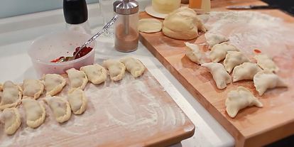 Шаг 12: теста для вареников с вишней заварное