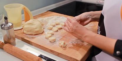 Шаг 9: теста для вареников с вишней заварное