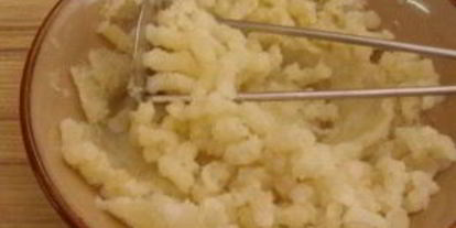 Шаг 1: вареников на молоке с картошкой