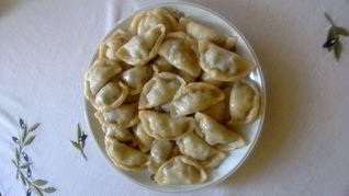 Рецепт Вареников с черной смородиной