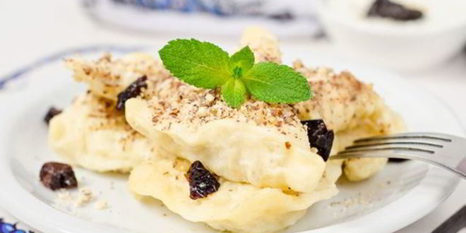 Рецепт вареников с черносливом и корицей