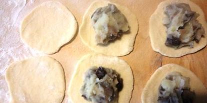 Шаг 6: вареников с грибами