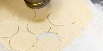 Шаг 3: вареников с соленым творогом