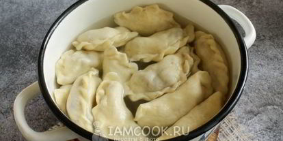 Шаг 11: вареников с вишней на кефире с содой